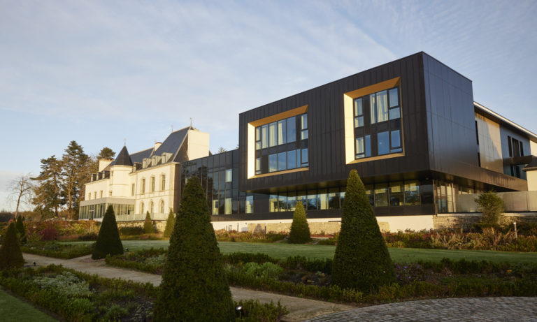 façade hôtel Bretagne